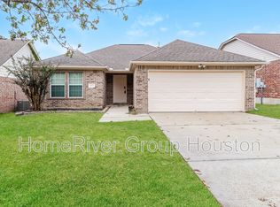 1012 Oak Glen Dr, Willis, TX 77378
