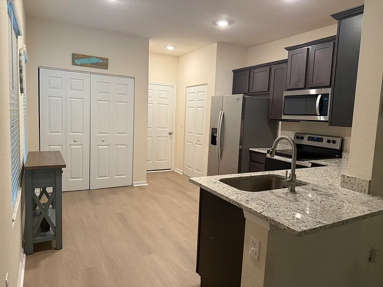 59 Scotch Pebble Dr — Photo 4