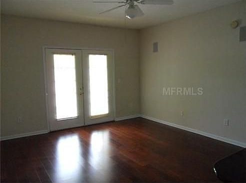 5th image of 2001 Tizewell Cir APT 1515