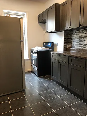 Rented by B.Belinda Realty LLC. | media 33