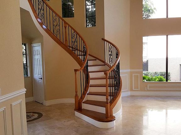 2nd image of 10349 Medicis Pl