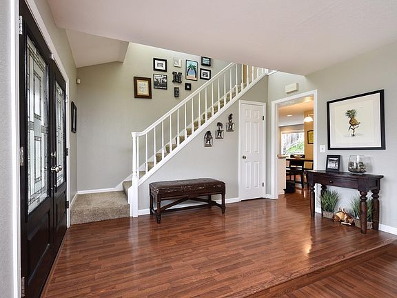 3rd image of 1364 Mansion Ct