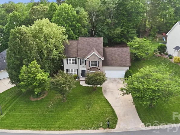 470 Fox Ridge Ct, Stanley, NC 28164