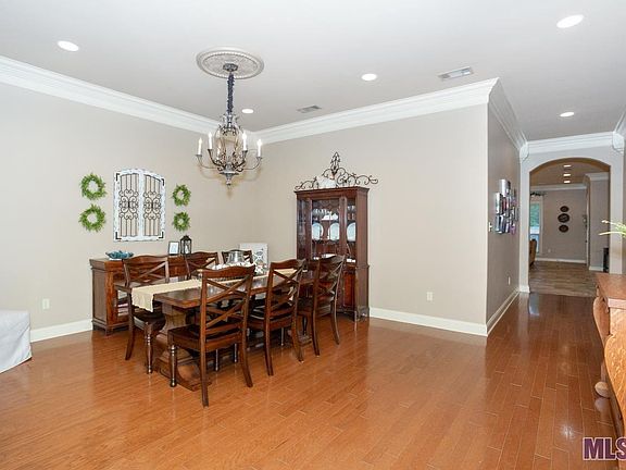 3rd image of 14335 Summer Place Dr