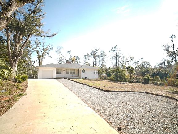 3rd image of 2013 S Magnolia Dr