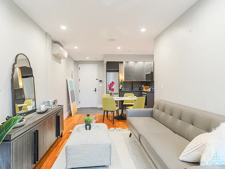682 Hancock St #3F — Photo 3