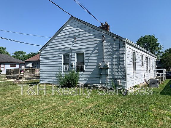 2nd image of 3019 Meredith Ave