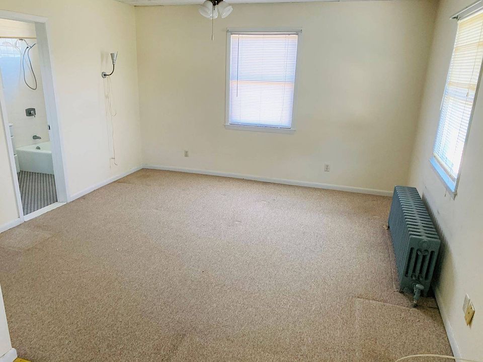 1st image of 13 Smith St Floor 2
