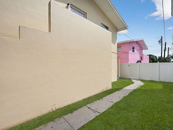 5th image of 2858 Freemont Ter S #2860