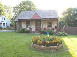 941 Evar St N, Maplewood, MN 55119