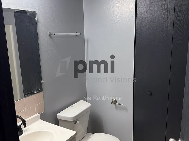 Vawter Street Apartments — Photo 47