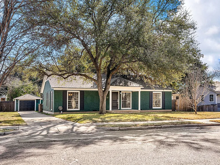 33066 Cumberland Ave — Photo 9