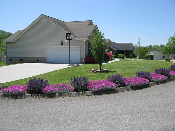 4th image of 6861 Audrianna Ln