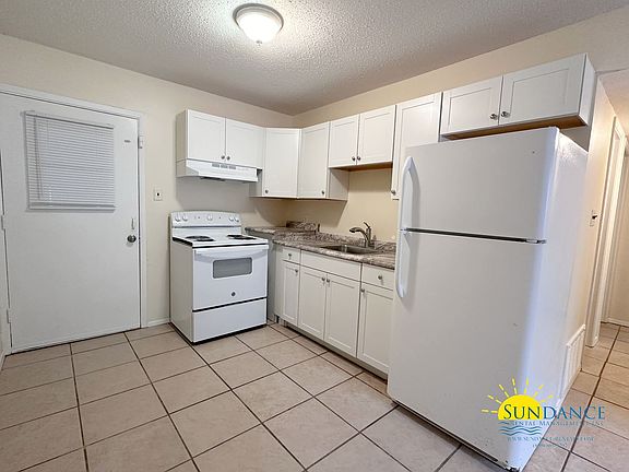 3rd image of 208 Dates Ave NW APT 5