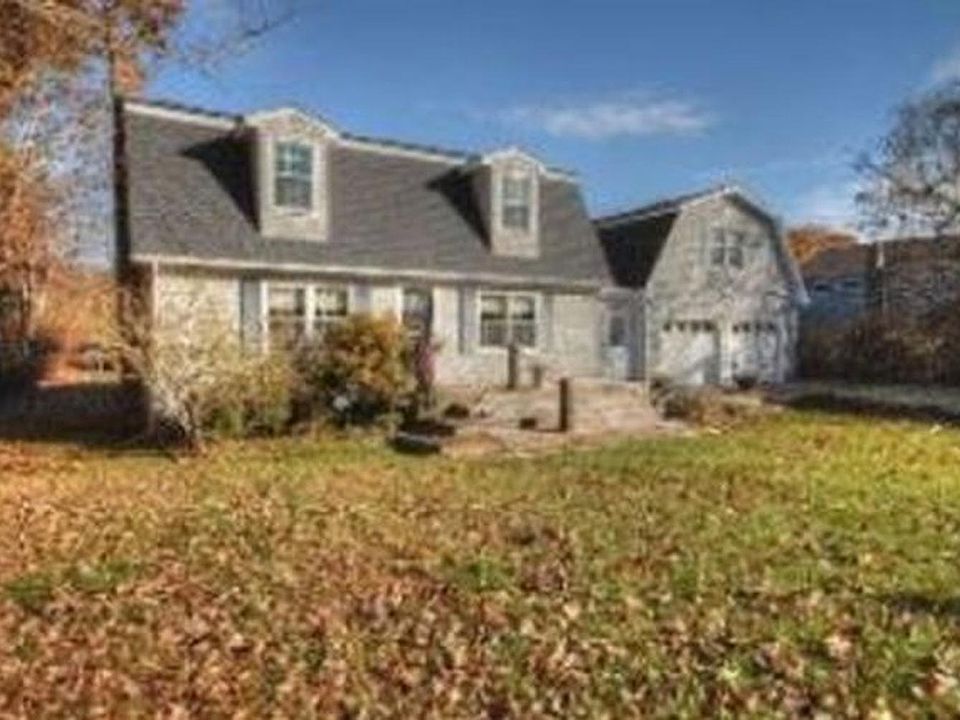 1st image of 125 Rosebriar Ave