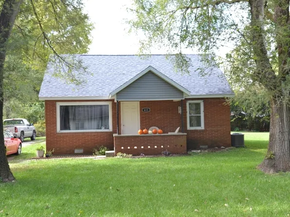 611 N Waldemere Ave, Muncie, IN 47303