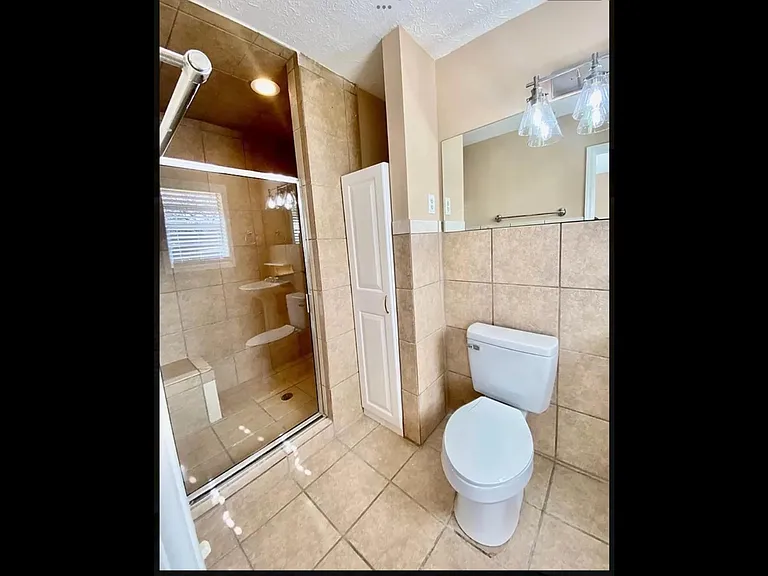 6112 Potomac Cir — Photo 27