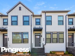 1040 Hannover Park Rd, Sandy Springs, GA 30350