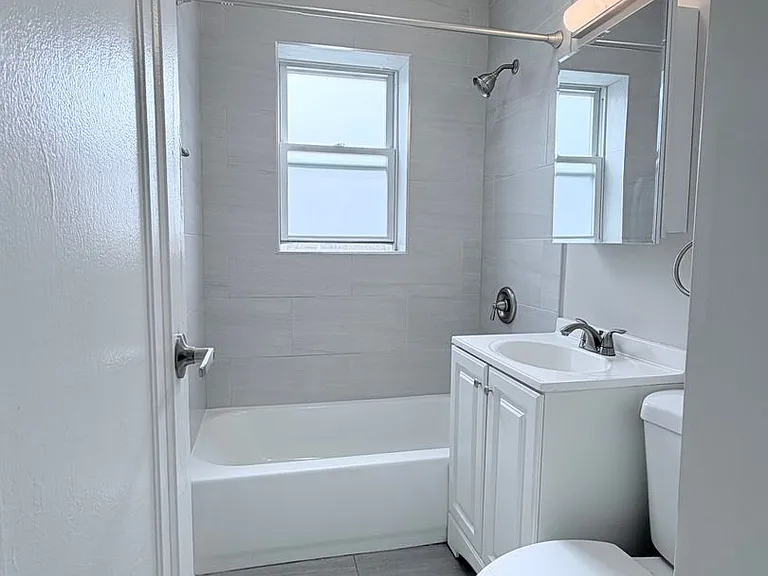 4235 W 26th St #10 — Photo 18