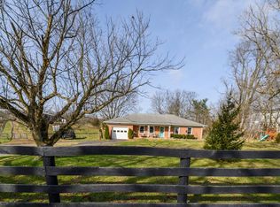 541 Mundys Landing Rd, Versailles, KY 40383