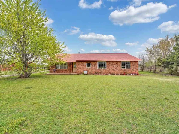 1947 NW Cherry Rd, Apache, OK 73006