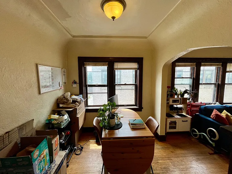 4468 N Oakland Ave — Photo 15
