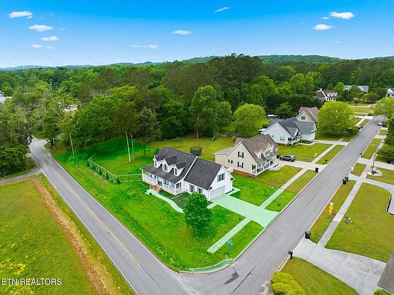 3rd image of 101 Sweet Gracie Ln NW