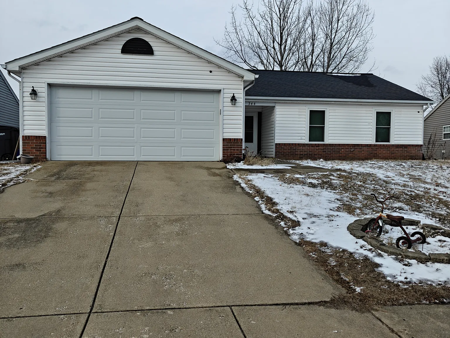 3 bed, 1404 sqft, $1,650 — Photo 1