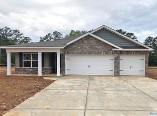 206 Chubbs Ln, Owens X Rds, AL 35763