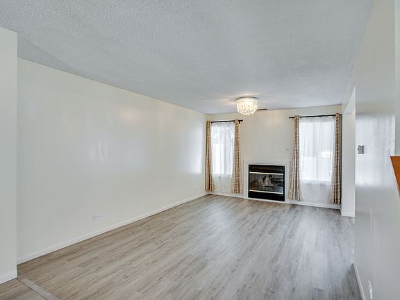 5th image of 42 Stonefield Dr