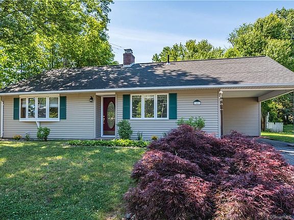 2nd image of 45 Manor Cir