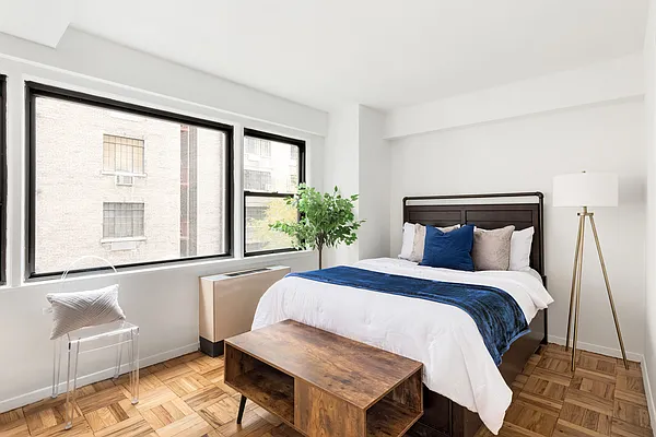 Sold by Compass | media 2