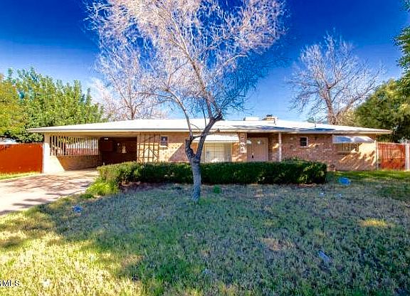 3rd image of 2608 W Palo Verde Dr