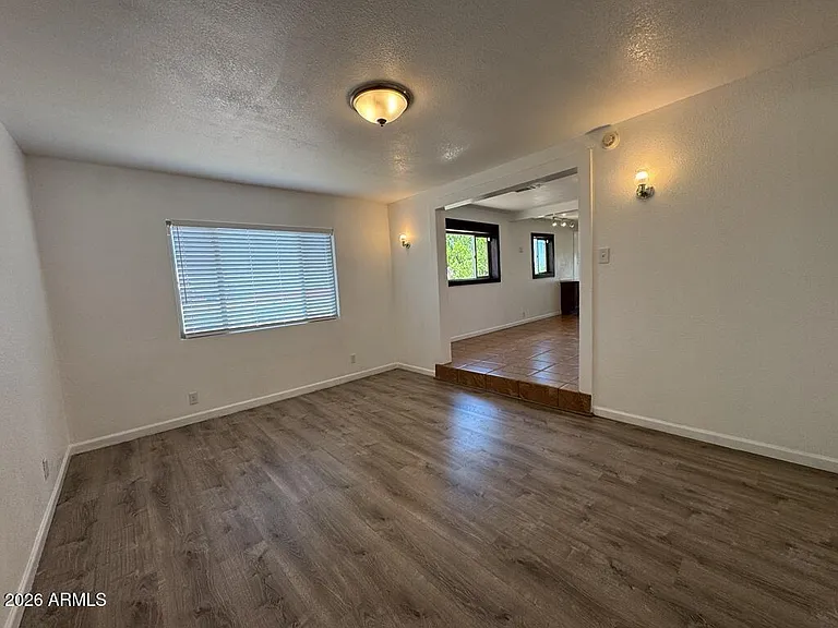 4818 S Santa Elena Ave — Photo 7