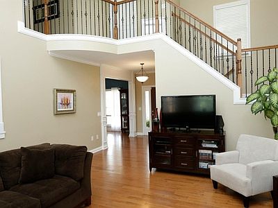3rd image of 3017 Blackford Pkwy