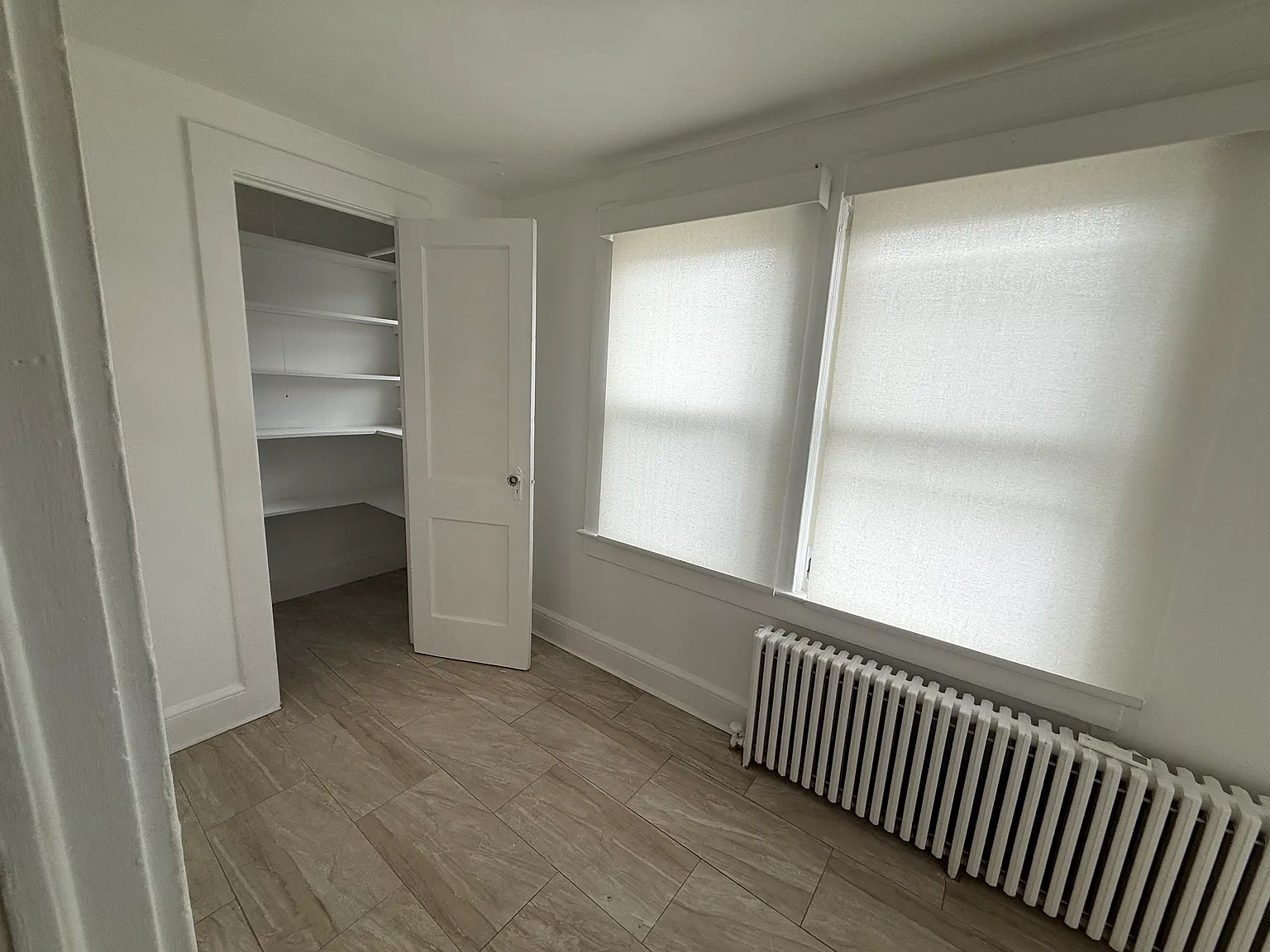 1 bed, $2,000 — Photo 2