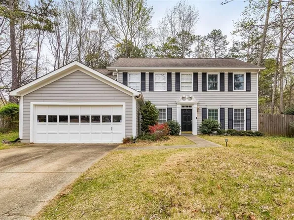 2160 Whitehall Dr NE, Marietta, GA 30066