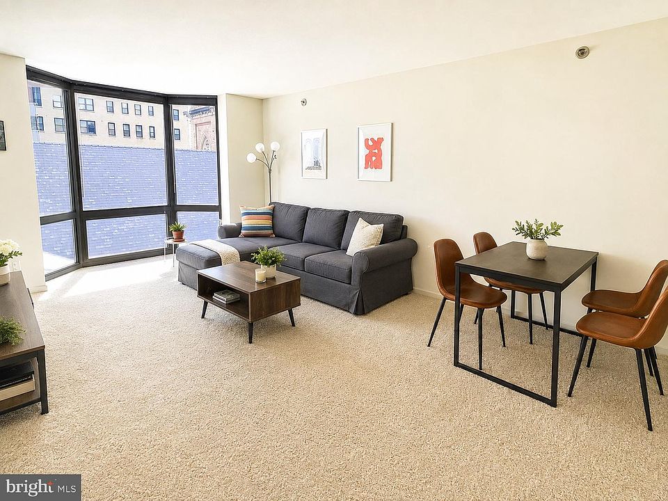 1st image of 2020 Walnut St APT 8K