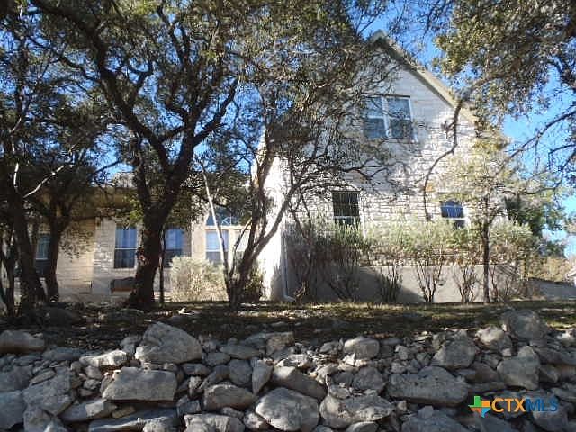 1st image of 20 Whistling Wind Ln