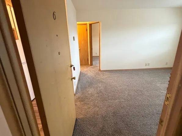 4925 W Oklahoma Ave #6, Milwaukee, WI 53219