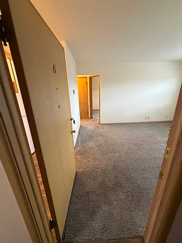 4925 W Oklahoma Ave #6 Photo 1