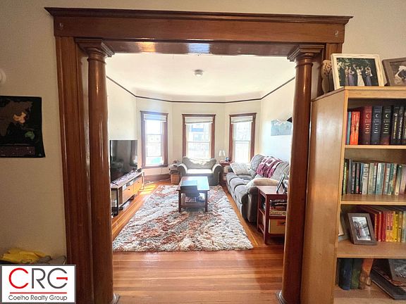 3rd image of 130 Josephine Ave #2