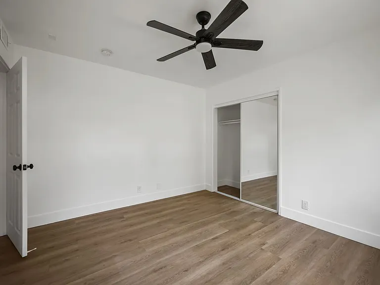 2034 S Garth Avenue Apartments — Photo 55