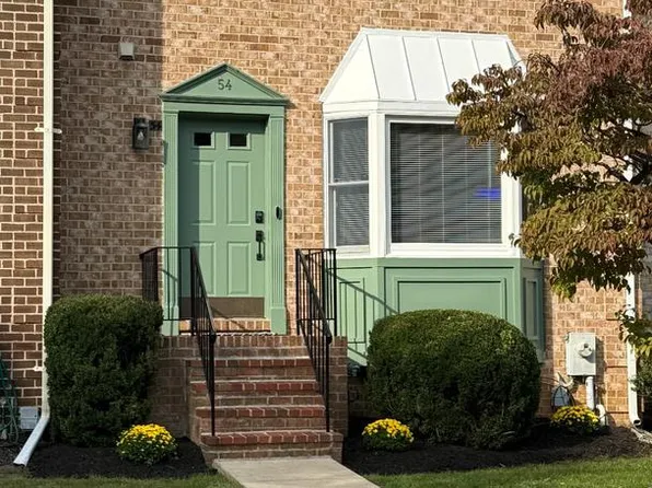 54 Cherrywood Ct, Cockeysville, MD 21030