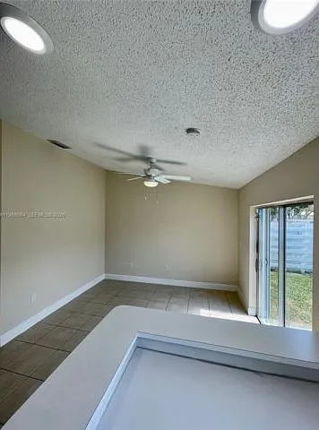 13772 SW 145th Ter — Photo 5