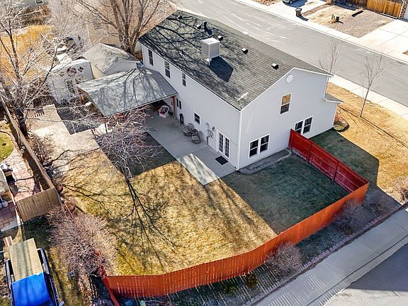 3rd image of 532 N Mountain Oak Ct