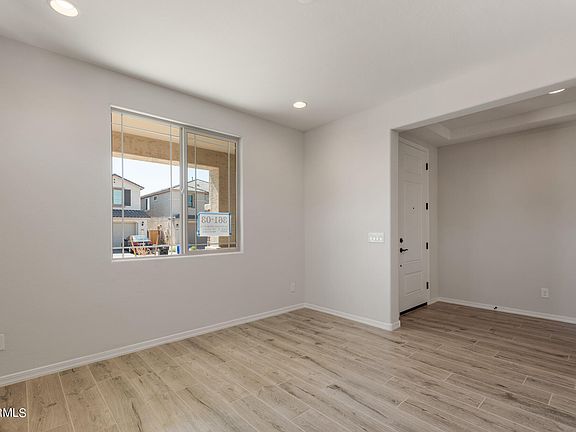 4th image of 1942 W SIENNA BOUQUET Place