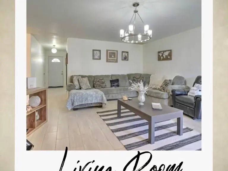 2605 W Canton Pl — Photo 4