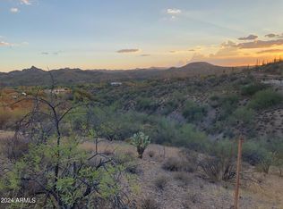 518XX N Mockingbird Trl, Wickenburg, AZ 85390