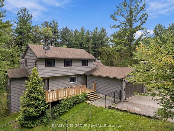 3rd image of 2163 Boundary Rd